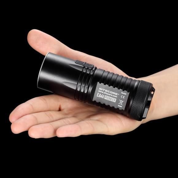 Ліхтар Nitecore EA41 (Cree XM-L2 U2, 1020 люмен, 8 режимів, 4xAA) 3424 фото